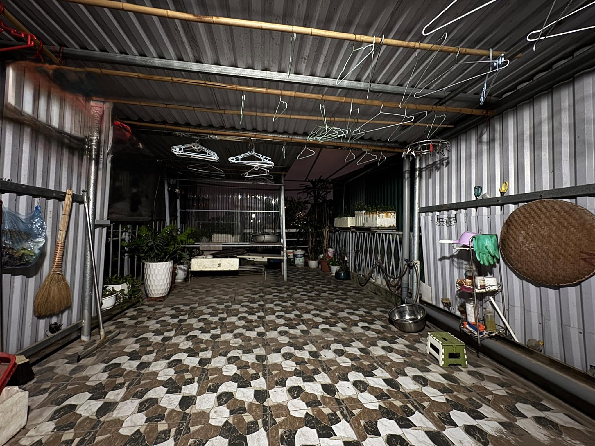 Cần bán Nhà mặt tiền đường Khương Đình, Phường Khương Đình, Diện tích 35m², Giá 11 Tỷ 2
