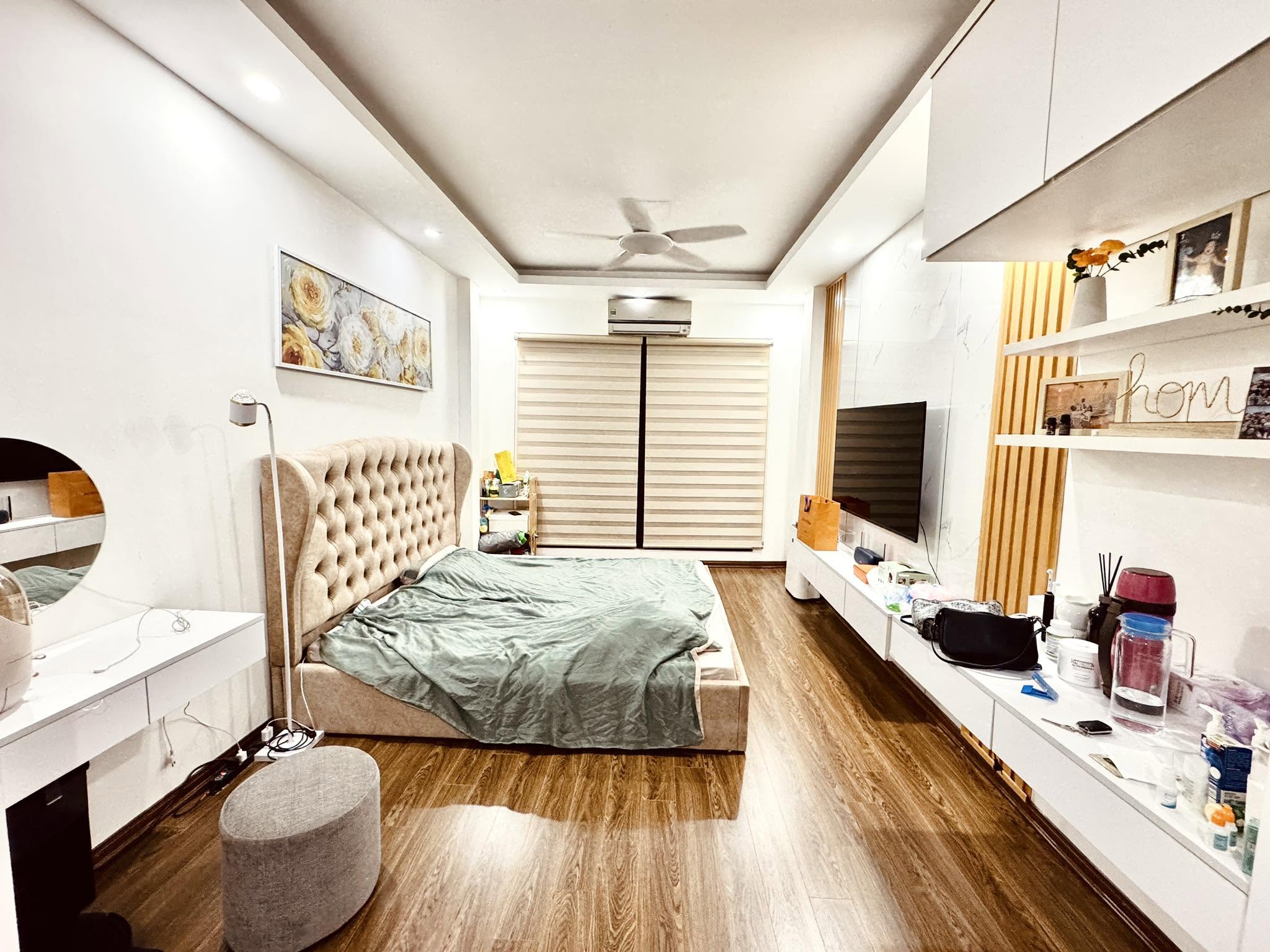 Cần bán Nhà mặt tiền đường Khương Đình, Phường Khương Đình, Diện tích 35m², Giá 11 Tỷ 3