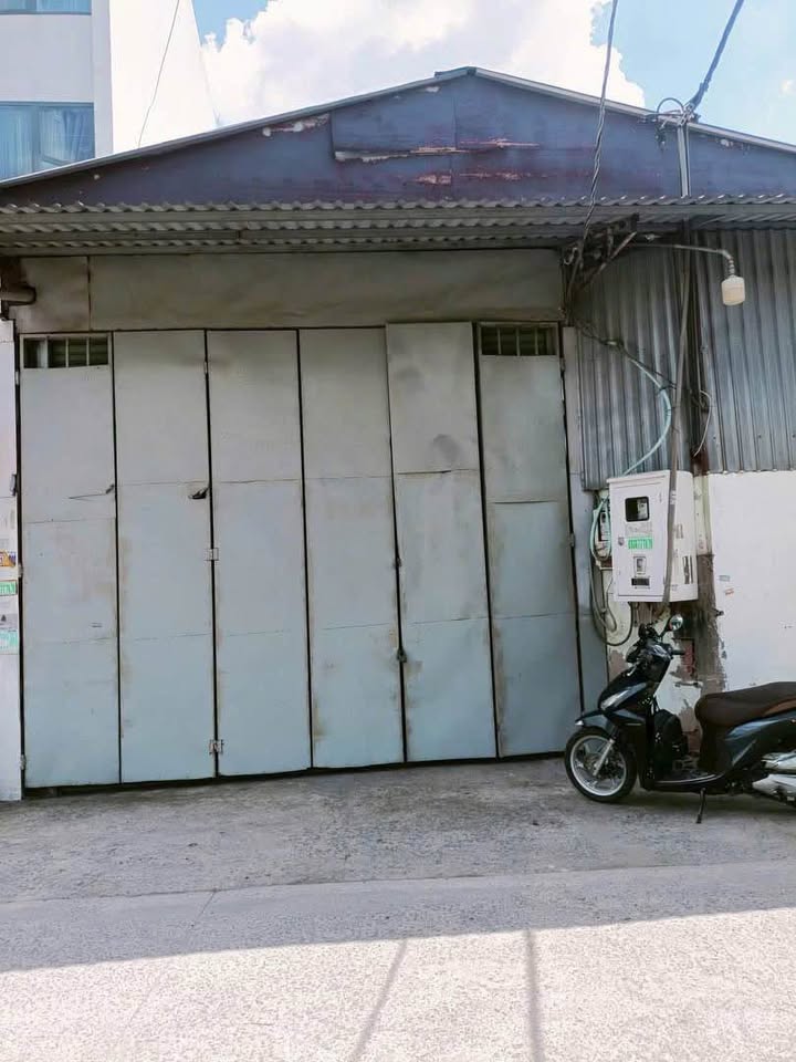 Bán nhà kho 1/ đường Vĩnh Lộc , xã Vĩnh Lộc B dt 240m2 đường beton xe tải giá 6,55 tỷ 2
