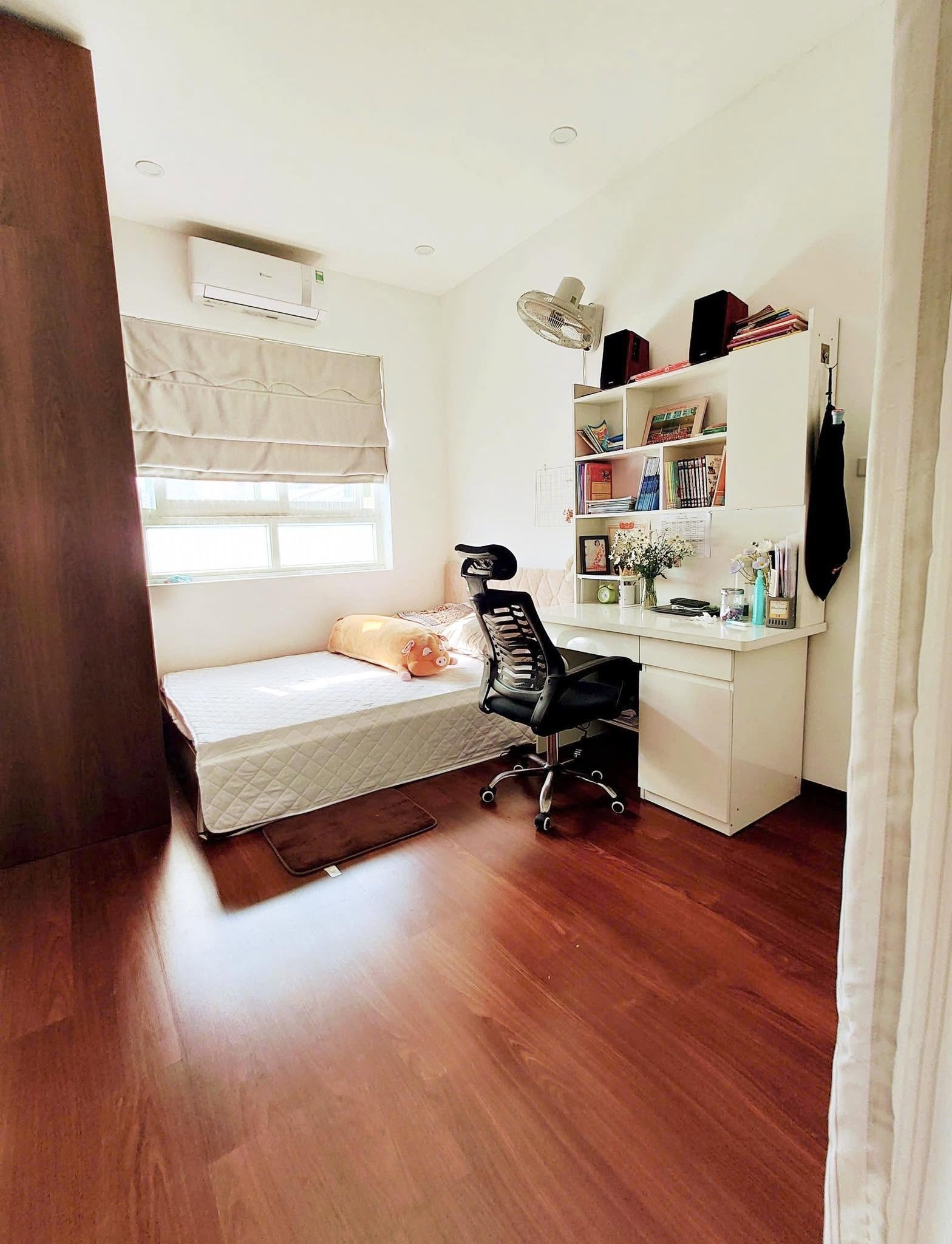 Bán căn hộ CC 137 Nguyễn Ngọc Vũ 80m2 5