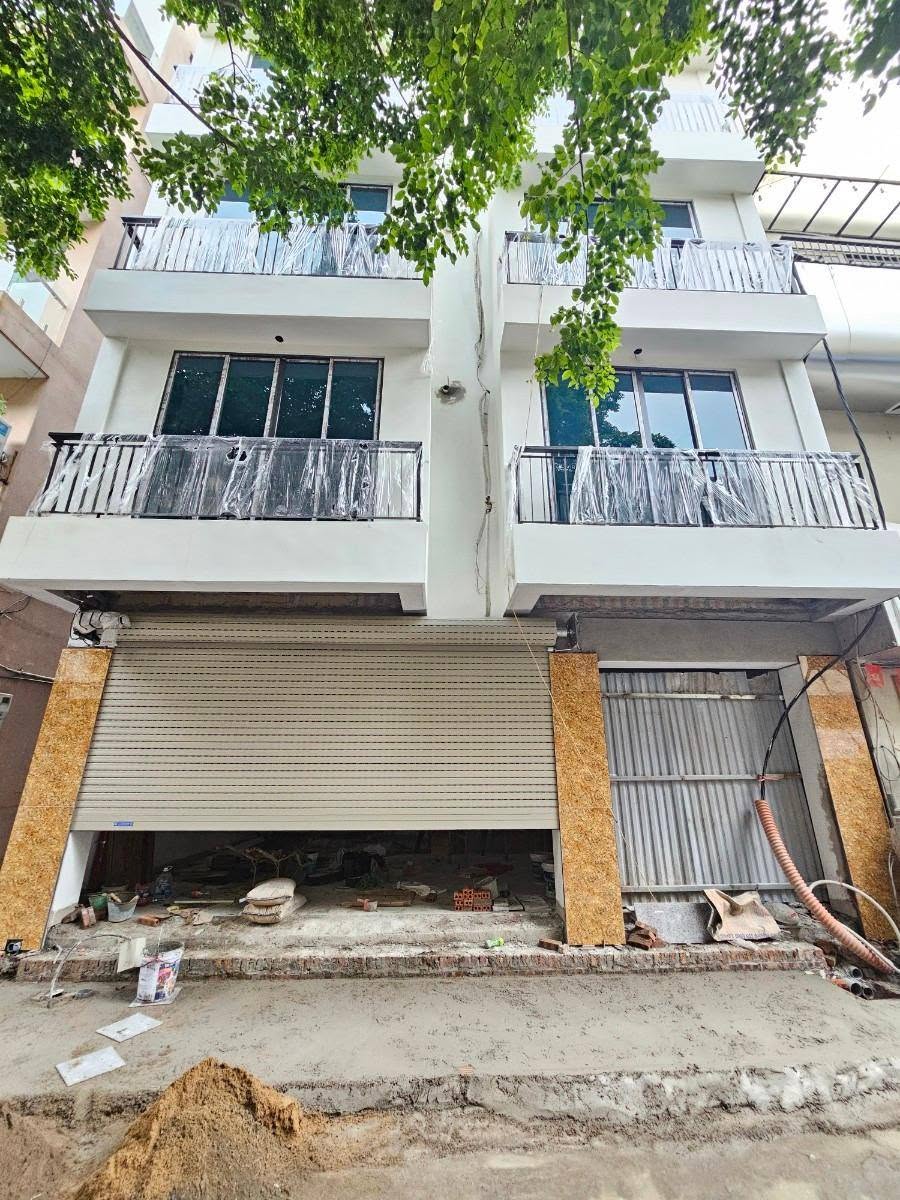 Thạch Bàn Long Biên 11 tỷ 55m Ngõ Thông Ô tô,sổ đỏ
