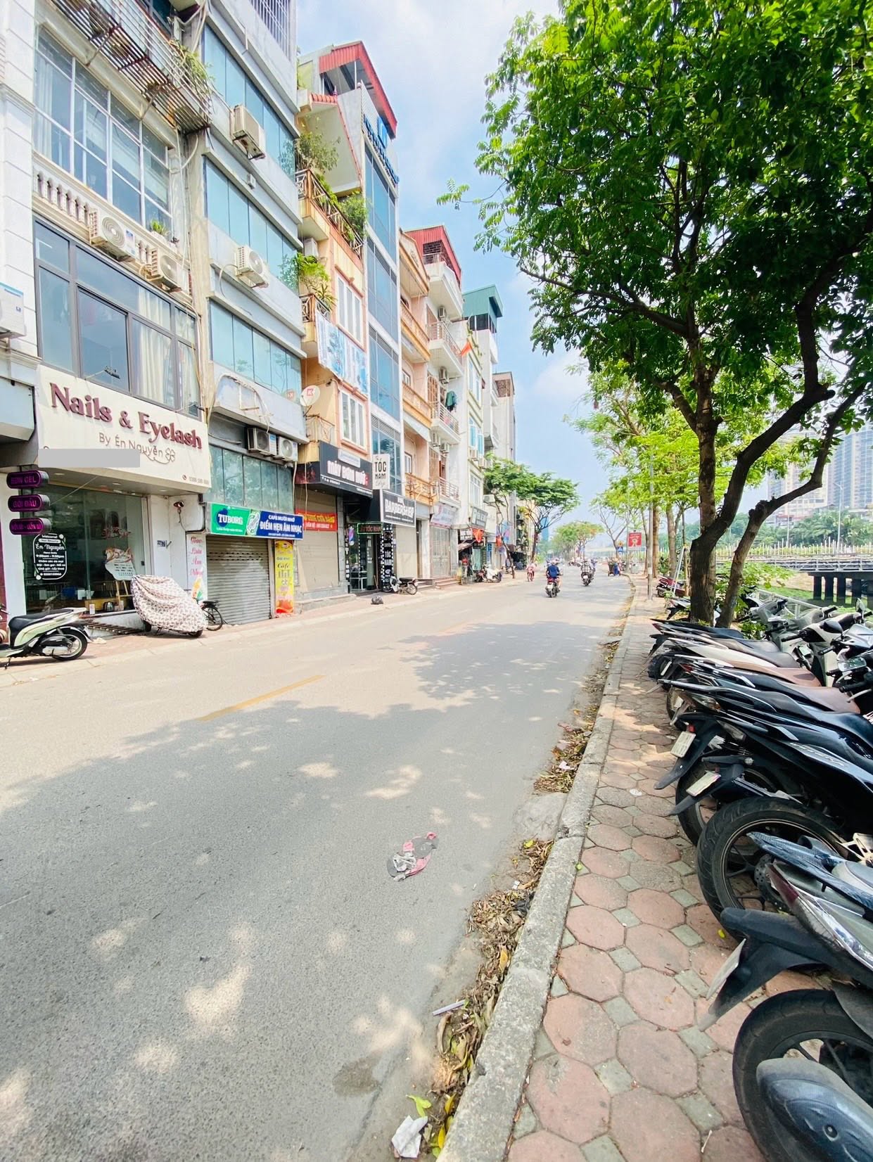 BÁN NHANH NHÀ MẶT PHỐ THANH XUÂN 5 TẦNG THÔNG SÀN, VỈA HÈ, KINH DOANH ĐA DẠNG, 18.X TỶ