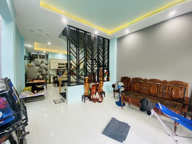 Bán nhà 3 tầng đường Số 23, Bình Trưng Tây, Q.2, TP HCM. DT 64m2, sổ hồng riêng. Giá 7.45 tỷ. 2
