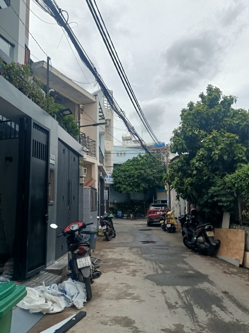 Bán nhà 3 tầng đường Số 8, Linh Trung, Thủ Đức, TP HCM. DT 106m2, sổ hồng riêng, giá 7.5 tỷ. 5
