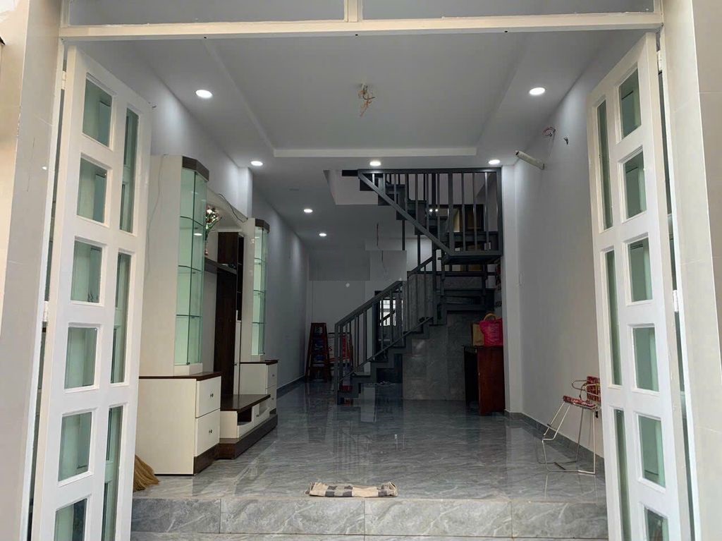 Cho thuê nhà nguyên căn hẻm xe hơi dường số 2 hiệp bình phước 4