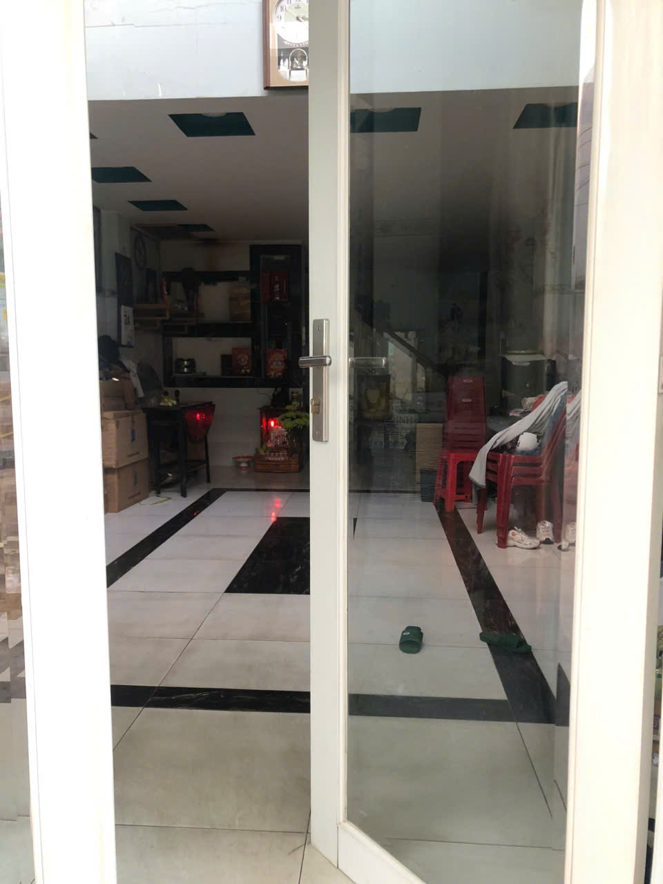 Chính chủ bán gấp nhà quận Tân Phú, sổ hồng 44m2 7ty2 thương lượng, liên hệ gặp anh Dũng!!! 3