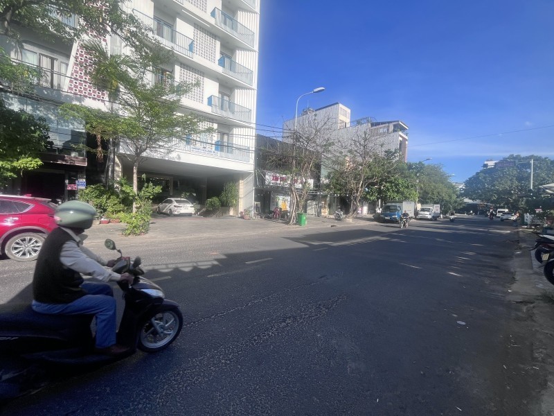 Bán nhà 2 Mặt Tiền Chính Hữu 98m² Sơn Trà, Cách Biển Mỹ Khê 300m, Giá 14,5 Tỷ 2