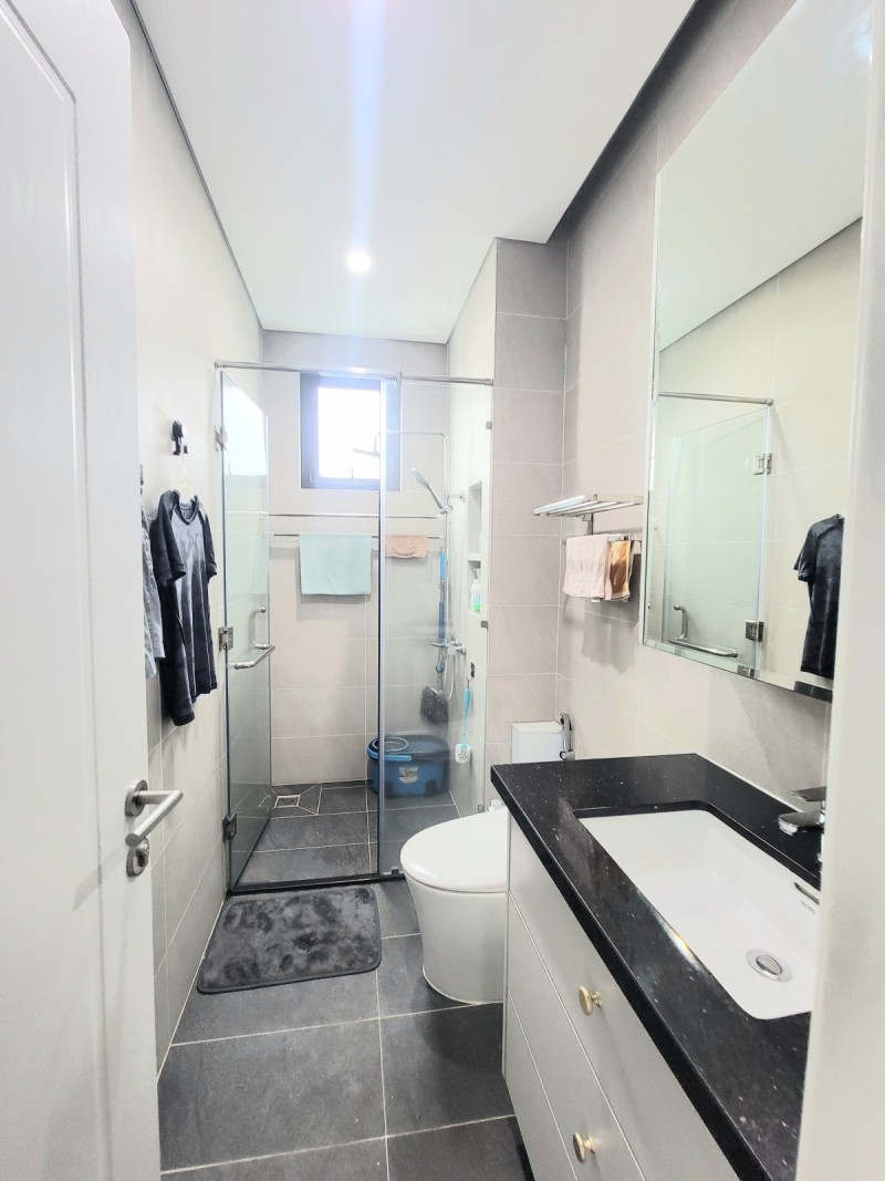 Bán nhà mặt phố đường Số 4, Trường Thọ, Thủ Đức, TP HCM. DT 122m2, 6 tầng, 11PN, giá 16,4 tỷ. 5