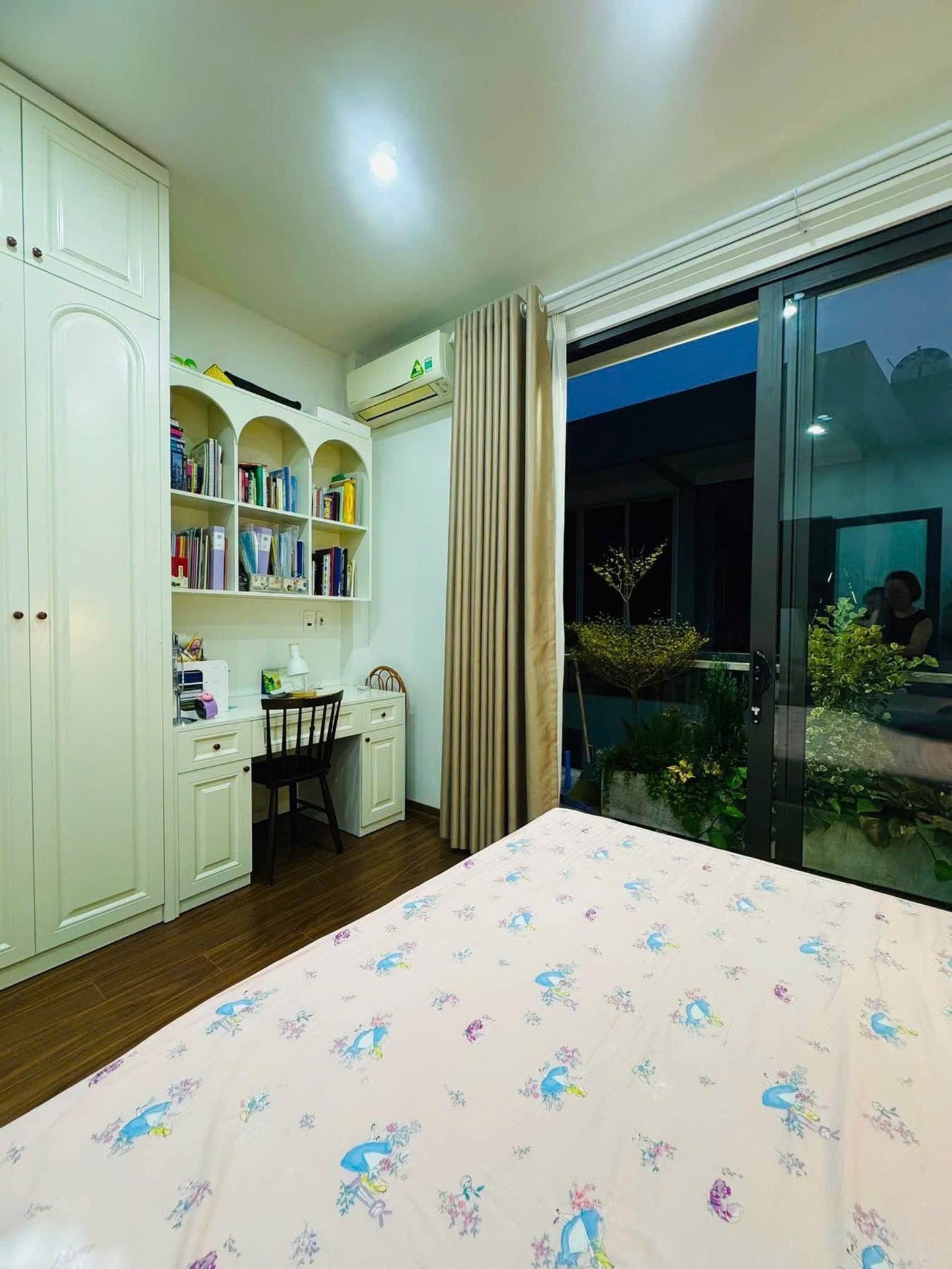 Nhà thật - Phố trạm, Long Biên  6.3 tỷ 30M - Nhà mới sổ đỏ 3