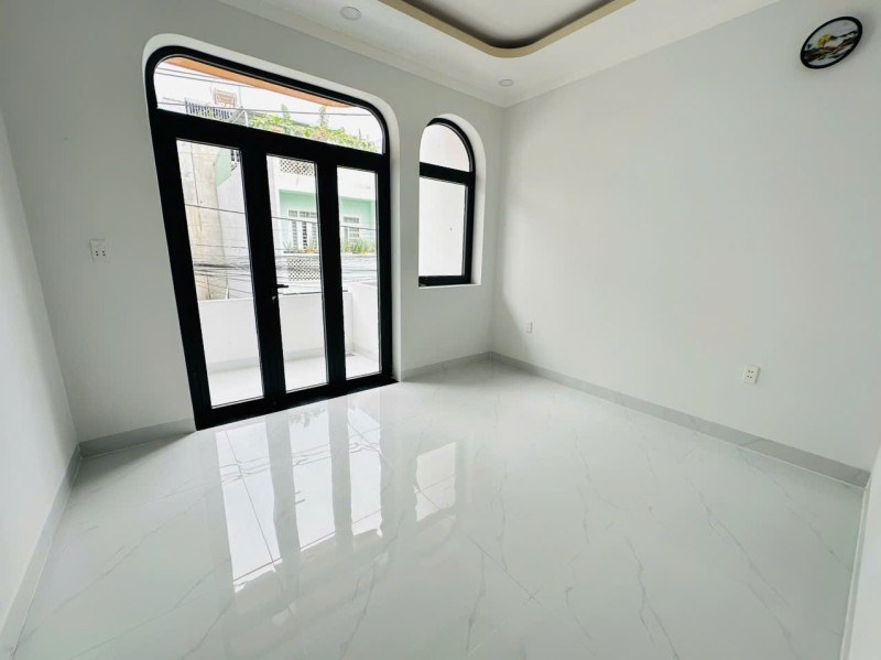 Bán nhà 4 tầng, 56m2 đường Trường Lưu, P. Long Trường, Q9, Thủ Đức, TP HCM.  5,78  tỷ. 4