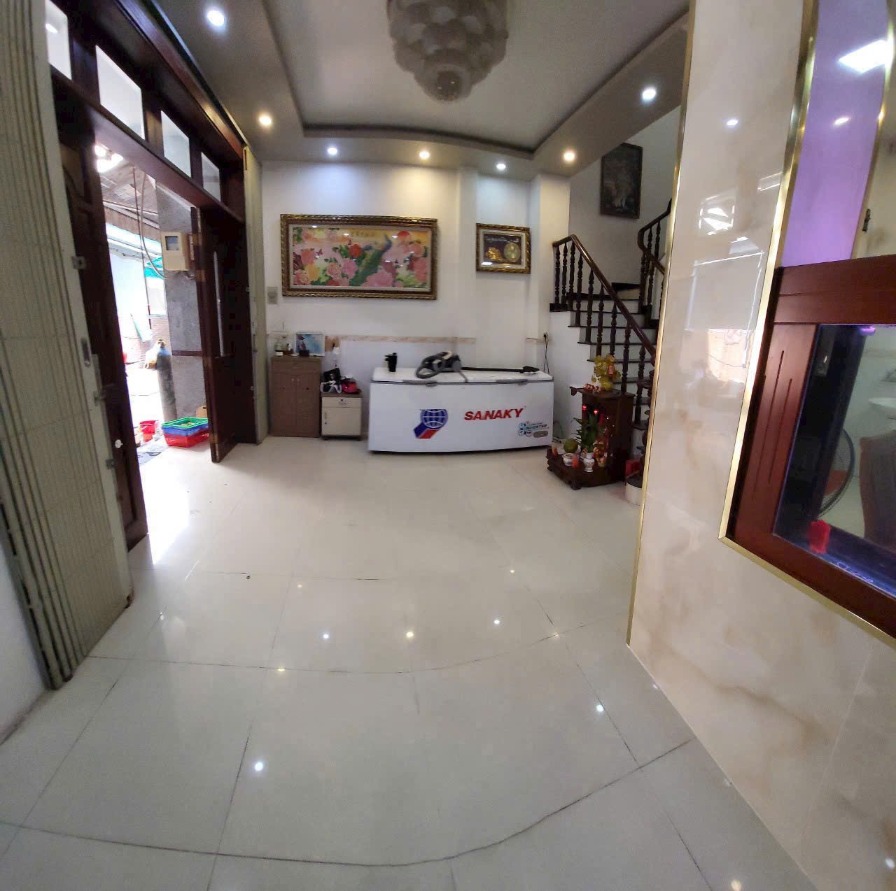 Chính chủ bán gấp nhà mặt tiền quận Bình Tân, 12x10m, sổ hồng giấy tờ đầy đủ, 7 tỷ thương lượng!!!