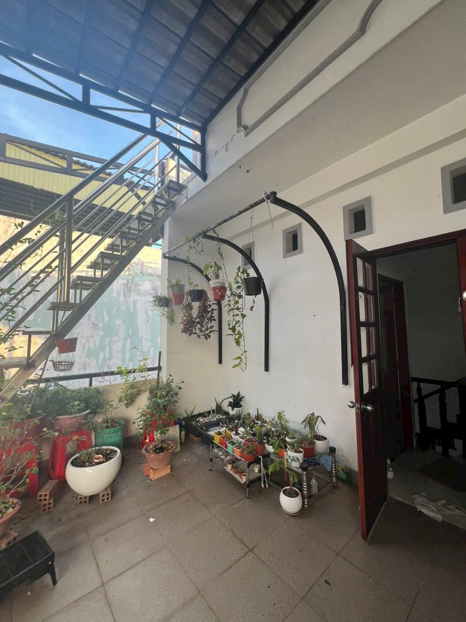 Chính chủ cần bán gấp nhà mặt tiền quận Bình Tân ngay Ngã tư bốn xã, 12x10m, 7 tỷ liên hệ Anh Dũng 5