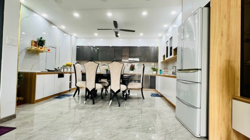 Bán nhà 5 tầng đường Số 33, Bình Trưng Tây, Quận 2, Thủ Đức, TP HCM. DT 65m2. Giá 8,85 tỷ. 3