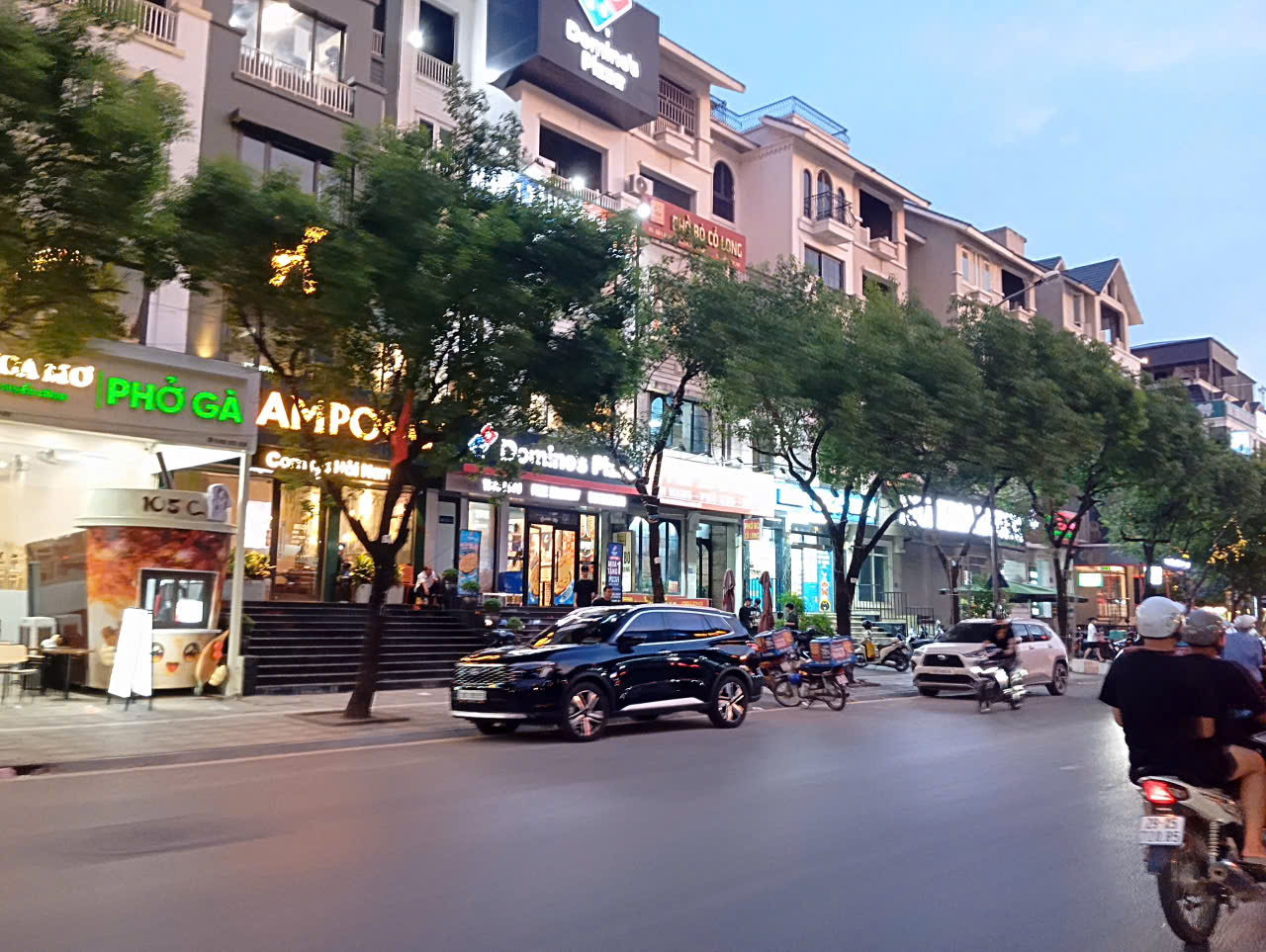 CỰC Hiếm. Shophouse A33 Geleximco Lê Trọng Tấn trục chính thông Vinhomes Smart City 144m2x5T. 3
