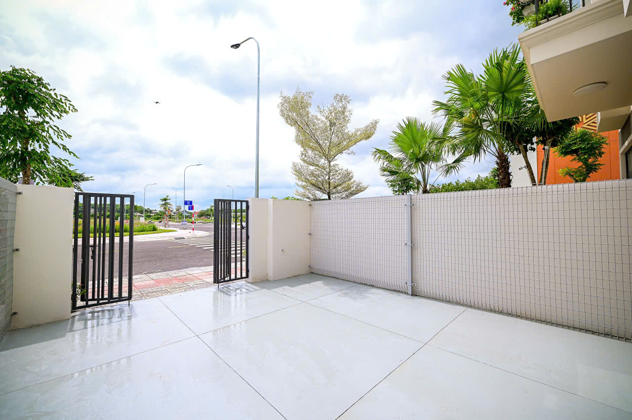 Cần bán Nhà mặt tiền ĐT 746  Tân Uyên, Bình Dương, Diện tích 70m², Giá 2,3 Tỷ có shr 5