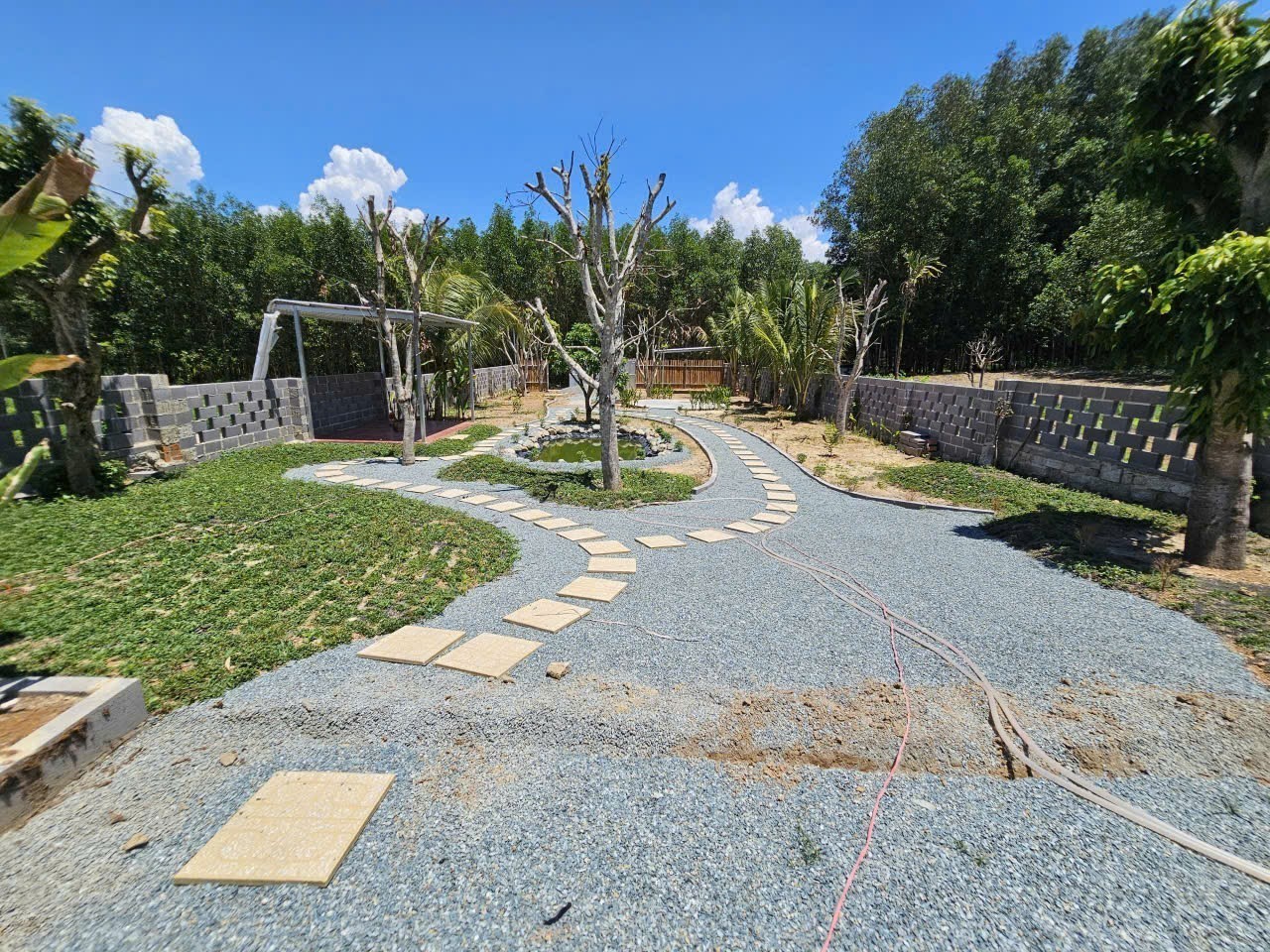 Bán đất Diên Xuân giá rẻ sẵn thổ cư đã lên mô hình nhà vườn nghỉ dưỡng gần KDL Nhân Tâm cũ 2