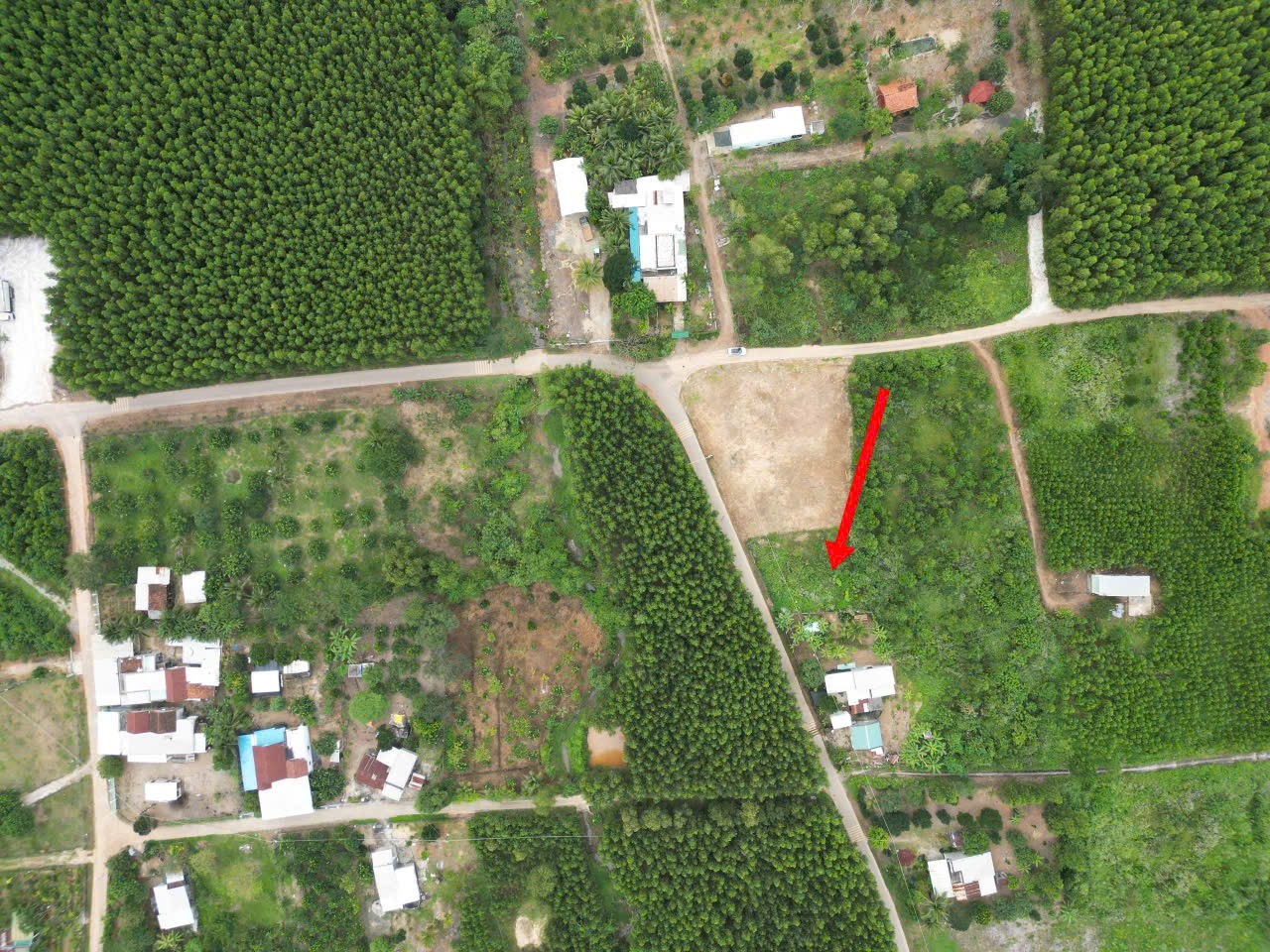 Bán đất Diên Xuân mặt tiền đường liên thôn ngay cổng chào thôn Xuân Tây 7