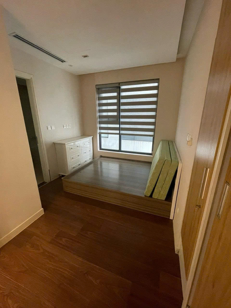 BÁN căn hộ Imperia Garden - 2 ngủ 70m2 full đồ - giá 7.x tỷ 7