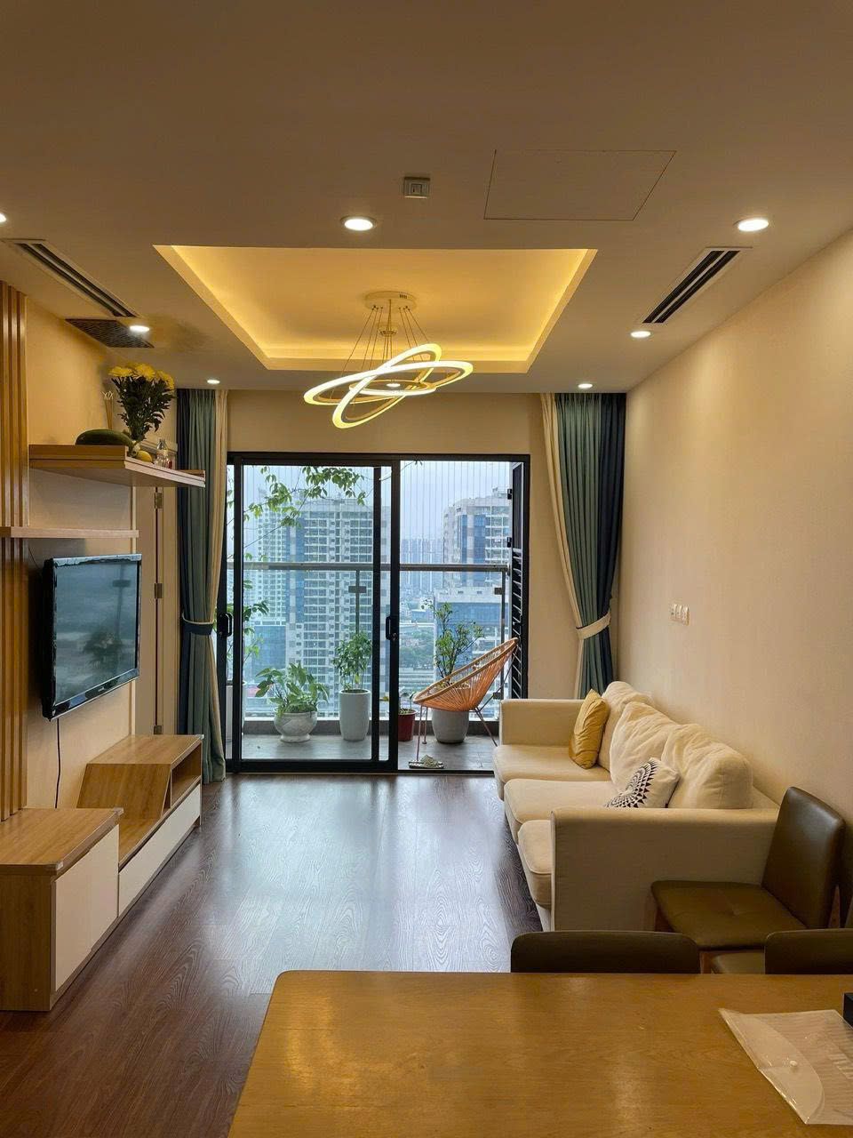BÁN căn hộ Imperia Garden - 2 ngủ 70m2 full đồ - giá 7.x tỷ 4
