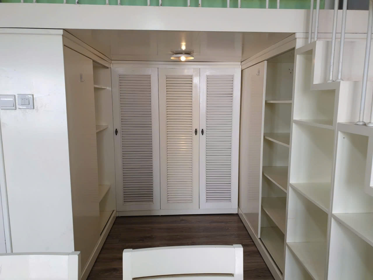 BÁN căn hộ 1PN rộng 43m2 tại Mulberry Lane full đồ, giá 4 tỷ 3