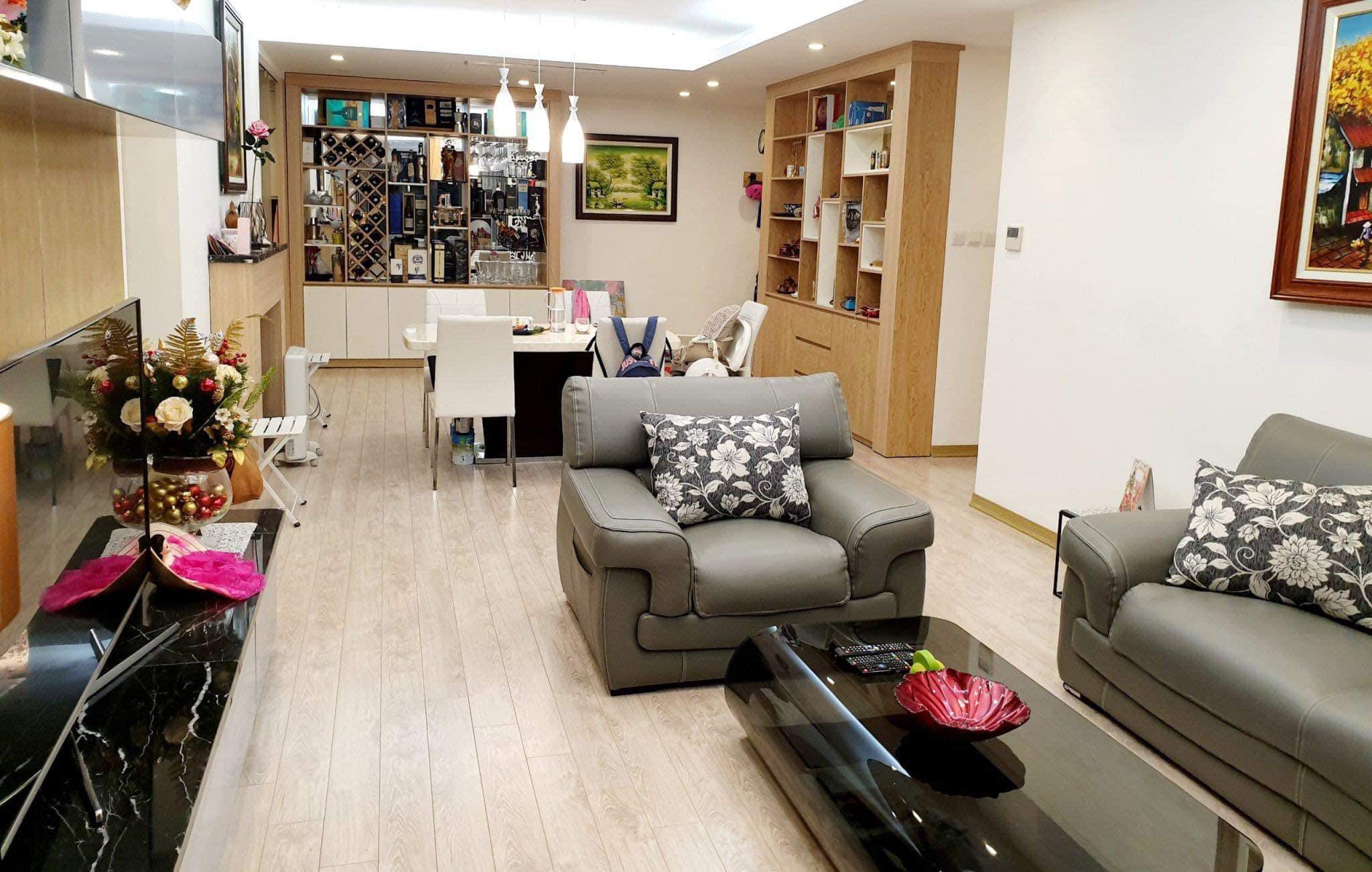 BÁN căn hộ 3PN-132m2 tại Mulberry Lane, View đẹp giá chỉ 9 t.ỷ 6
