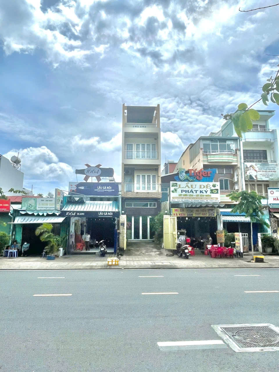 Cần bán Nhà mặt tiền đường Tô Hiệu, Phường Hiệp Tân, Diện tích 80m², Giá 17.5 Tỷ 2