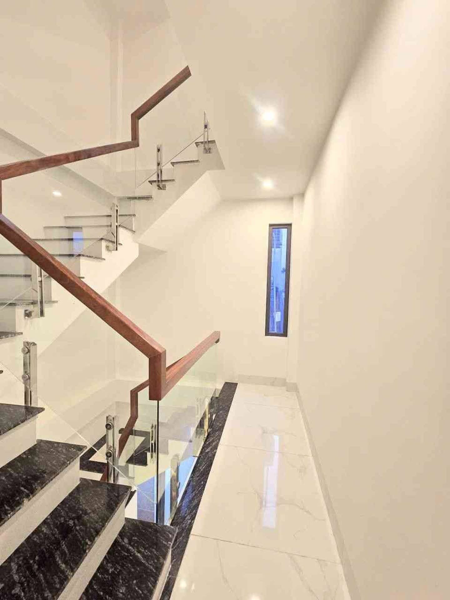 Bán Nhà Gần Cấp Tường Cấp 2 Thạch Bàn, Long Biên, 35m2, 5T chỉ 7,1 tỷ 3