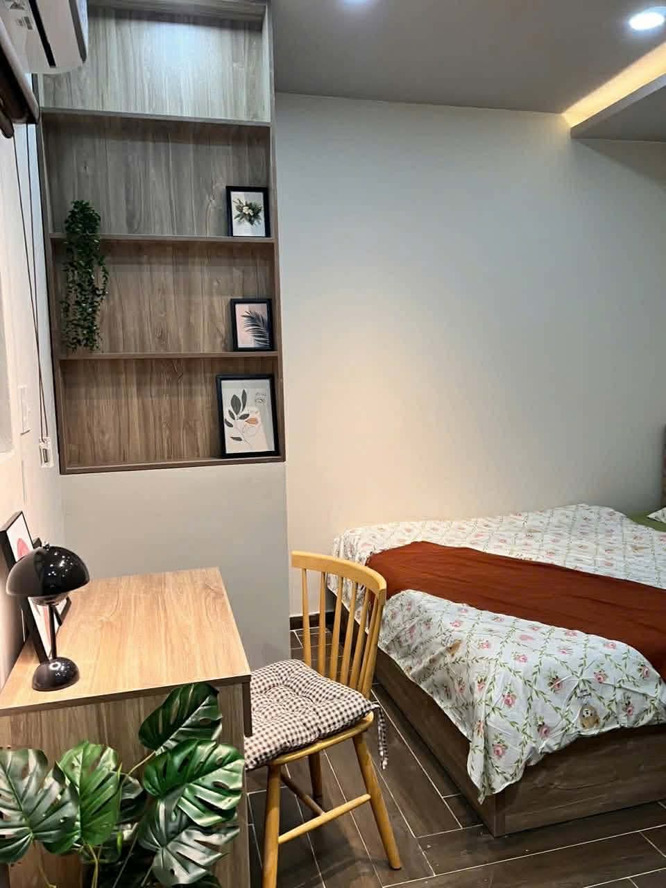 106m² ngang 7.9m - Nguyễn Gia Trí, đối diện ĐH Ngoại thương -  6PN doanh thu 40tr/tháng 14