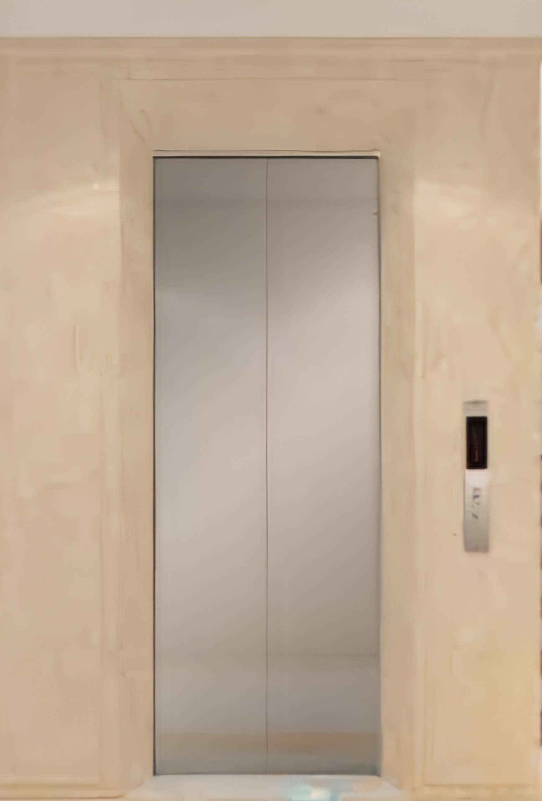 Cho thuê nhà, THANG MÁY, 106m2_ 6T; Nguyễn Thị Định, Hoàng Ngân -42 tr 4
