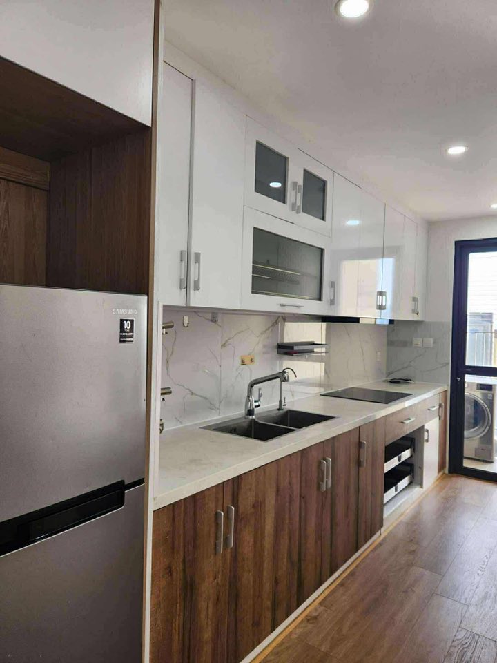 Bán căn hộ 3PN-93m2 tại VINHOMES D'CAPITALE, full đồ, giá 10.4 tỷ 2