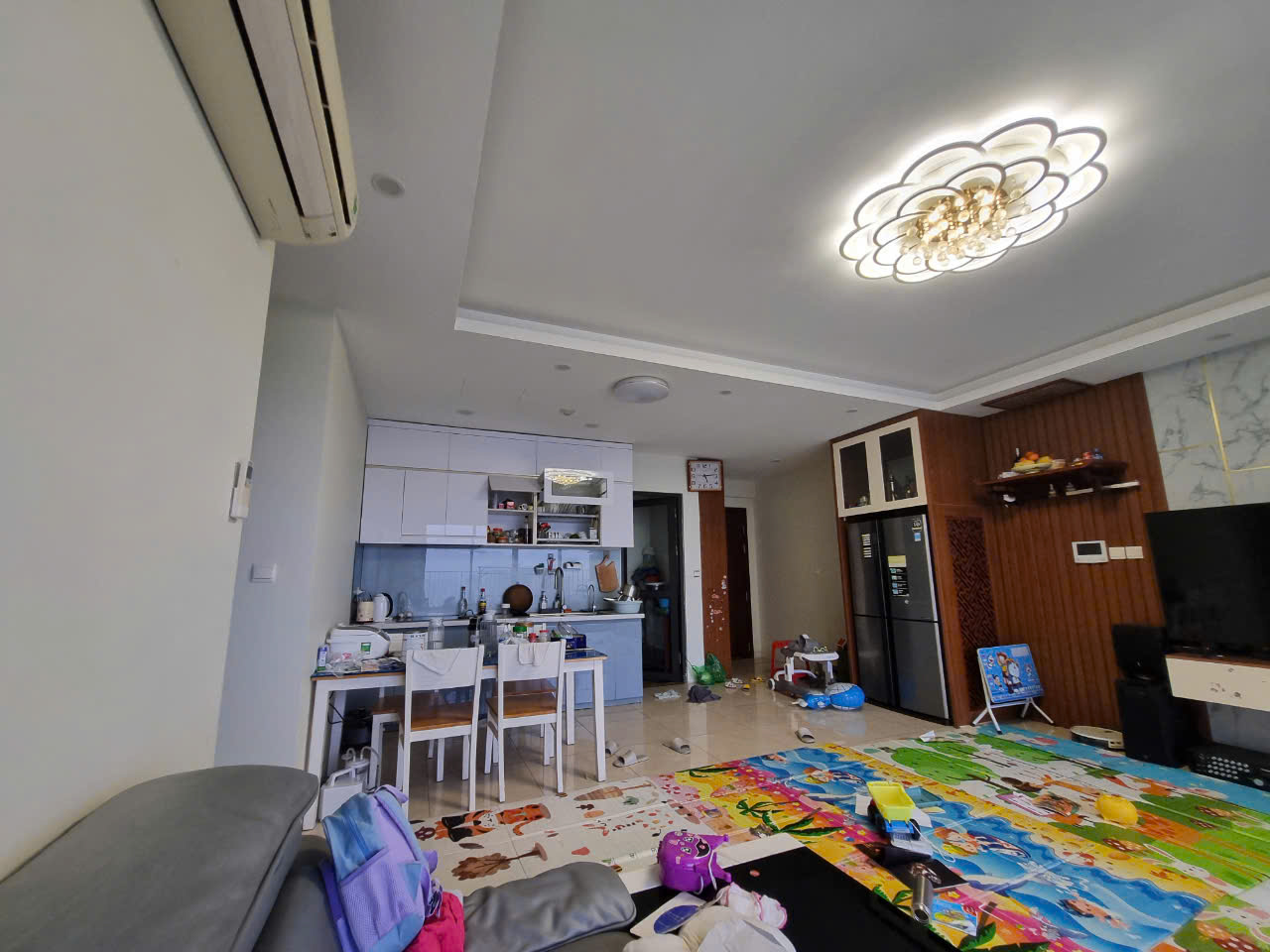 Bán căn hộ 3PN-95m2 tại VINHOMES D'CAPITALE, view hồ, full nội thất, giá 11.8 tỷ 4