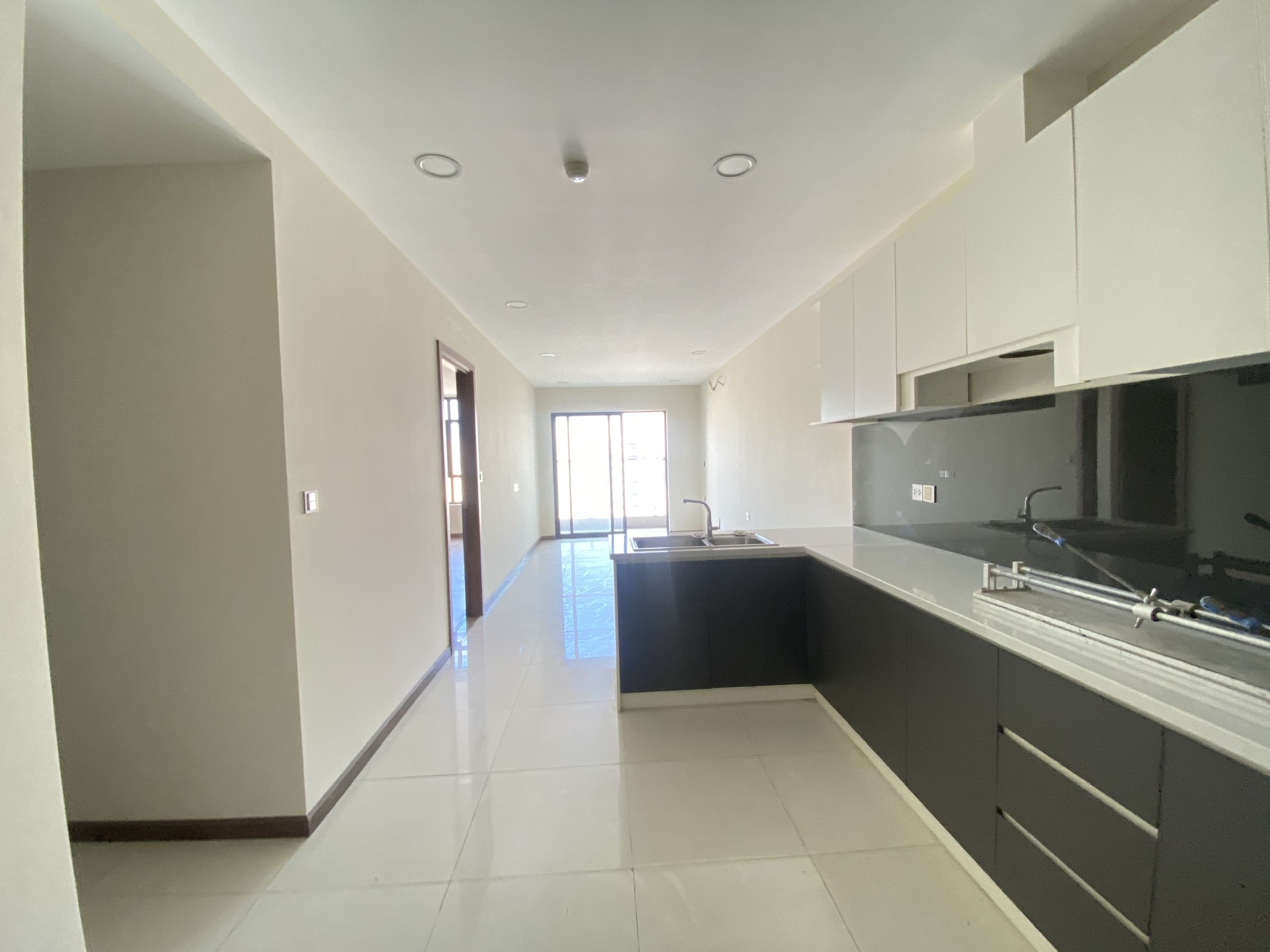 Căn 2PN full nội thất giá tốt tại De Capella Quận 2 2