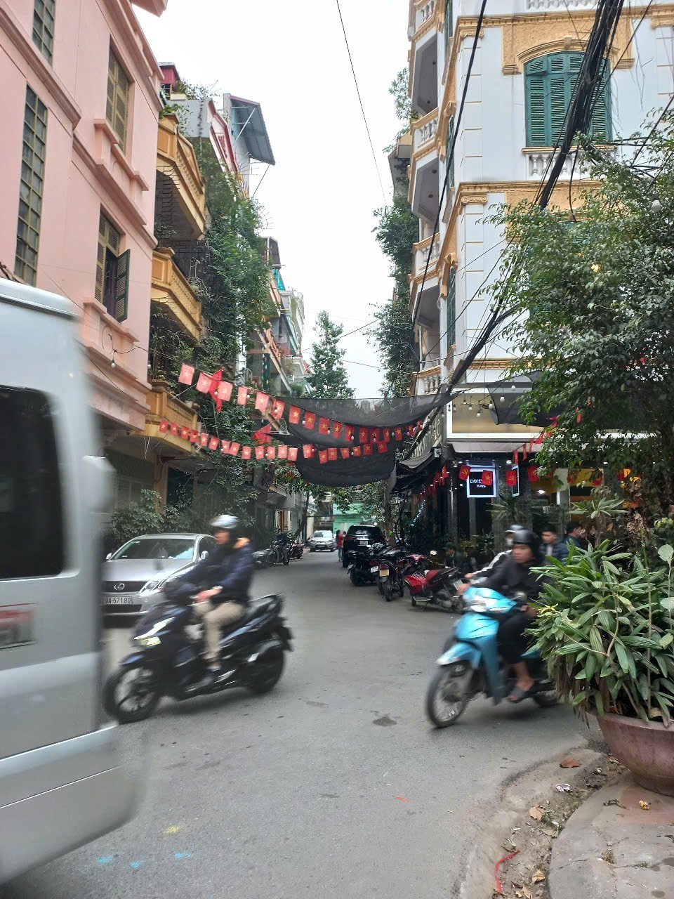 CẦN BÁN NHÀ KHUẤT DUY TIẾN, 6 TẦNG THANG MÁY, PHÂN LÔ VỈA HÈ, KINH DOANH, VĂN PHÒNG, 31.X TỶ