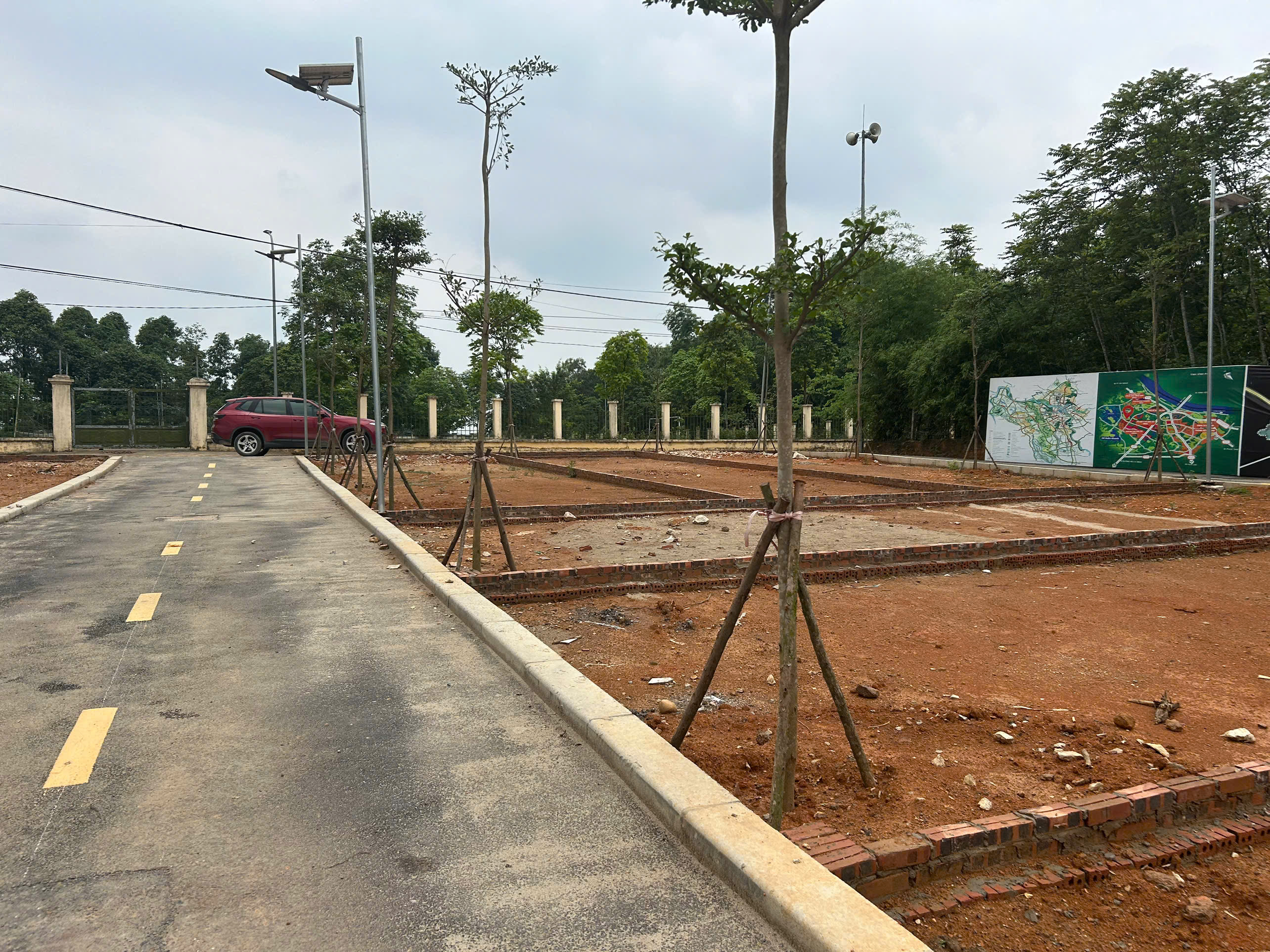 Hòa Lạc 80m2 gần QL21, khu CNC giá 3 tỷ rưỡi