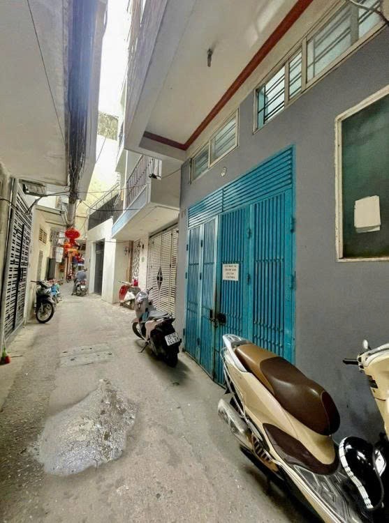 CHO THUÊ PHÒNG TẦNG 4 TẠI PHỐ CHỢ KHÂM THIÊN - ĐỐNG ĐA