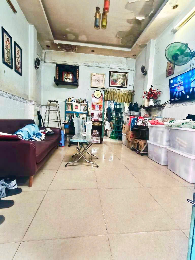 BÁN NHÀ Đ.ĐOÀN VĂN BƠ- NGANG 3.6M SỔ VUÔNG VỨC- TRƯỚC NHÀ RỘNG 4M- LUU THÔNG TÔN ĐẢN- XÓM CHIEUS- 4