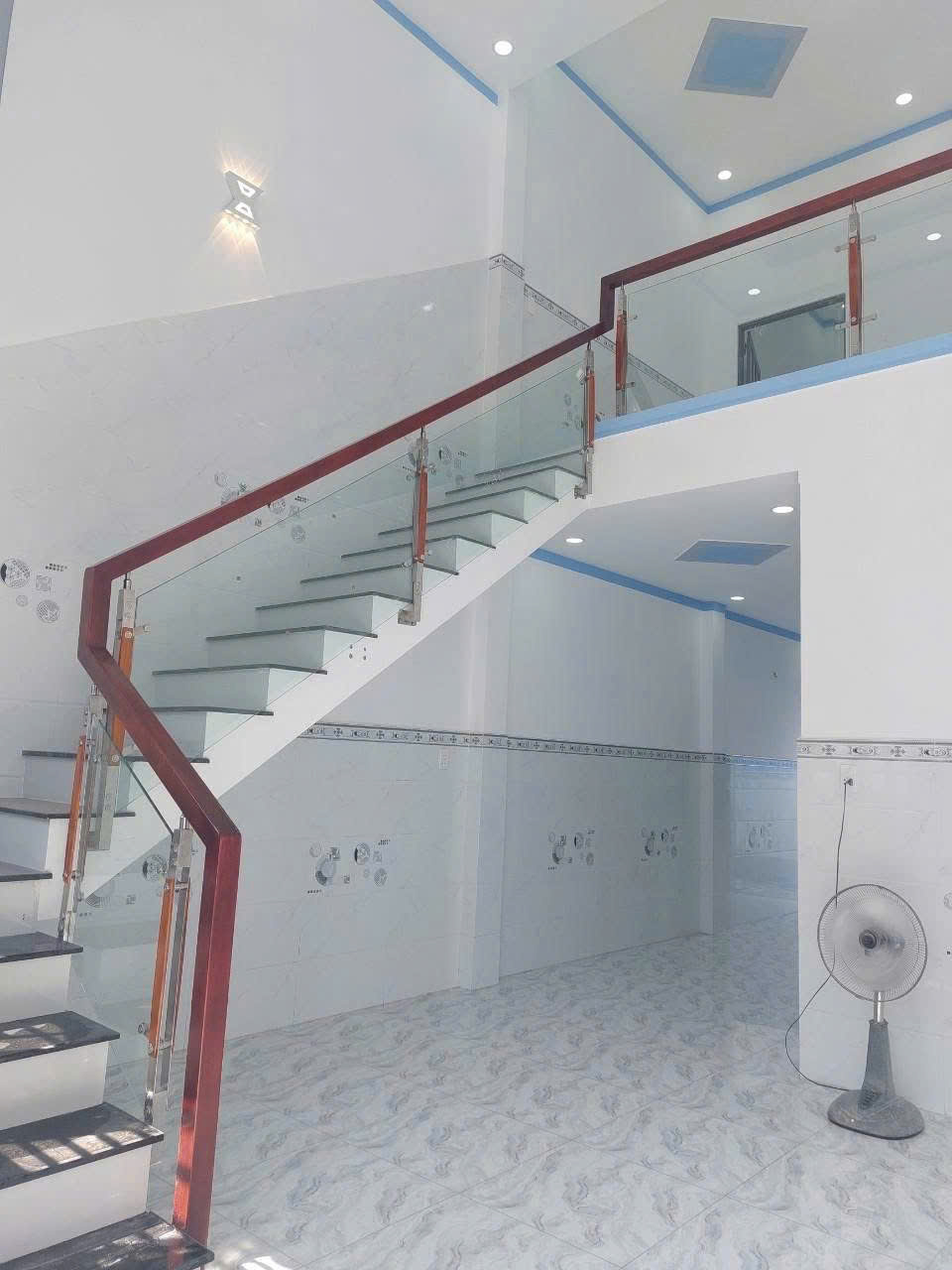 Bán nhà mới xây mt đường 411, Phước Vĩnh An dt 235m2 ( 128m2 thổ) 1 lửng, 3pn,2wc giá 3,3 tỷ 5
