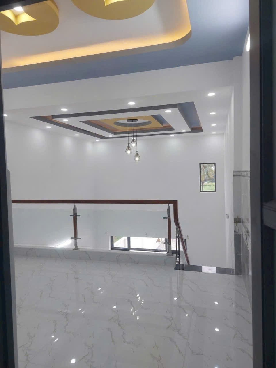 Bán nhà mới xây mt đường 411, Phước Vĩnh An dt 235m2 ( 128m2 thổ) 1 lửng, 3pn,2wc giá 3,3 tỷ 6