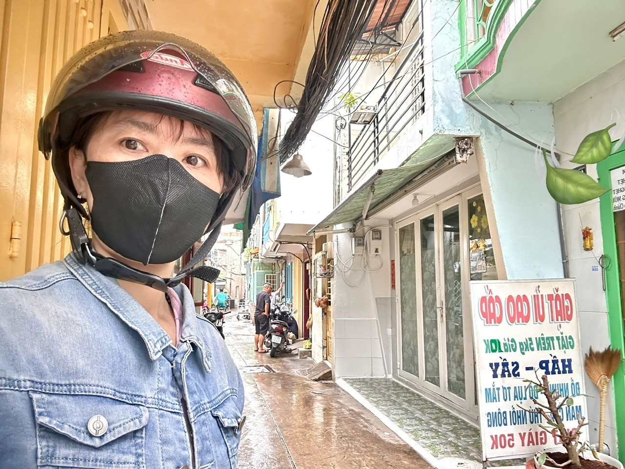 BÁN  NHÀ 46M2- Đ.NGUYỄN TẤT THÀNH- CÁCH VÀI  CĂN RA MẶT TIỀN XE HƠI Đ.ĐOÀN VĂN BƠ- ĐI TÔN ĐẢN-