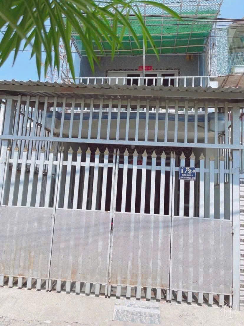 Bán nhà đúc lửng hoàn công đường beton oto xã Tân Thạnh Đông dt 104m2 full thổ 2pn,2wc giá 2,55 tỷ