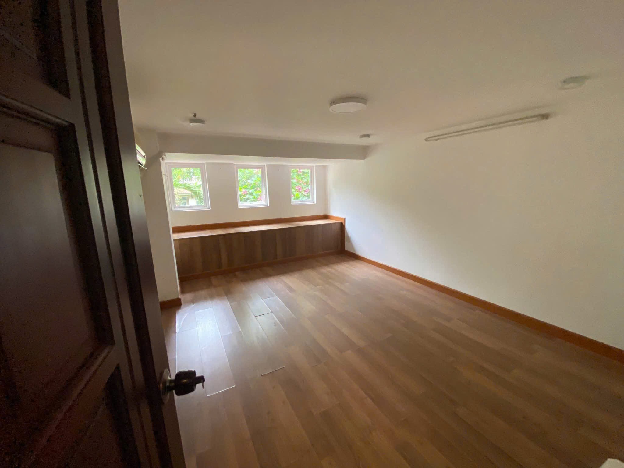 Cho thuê Biệt thự Quận 9, Hồ Chí Minh, Diện tích 200m², Giá 16 Triệu/tháng 7