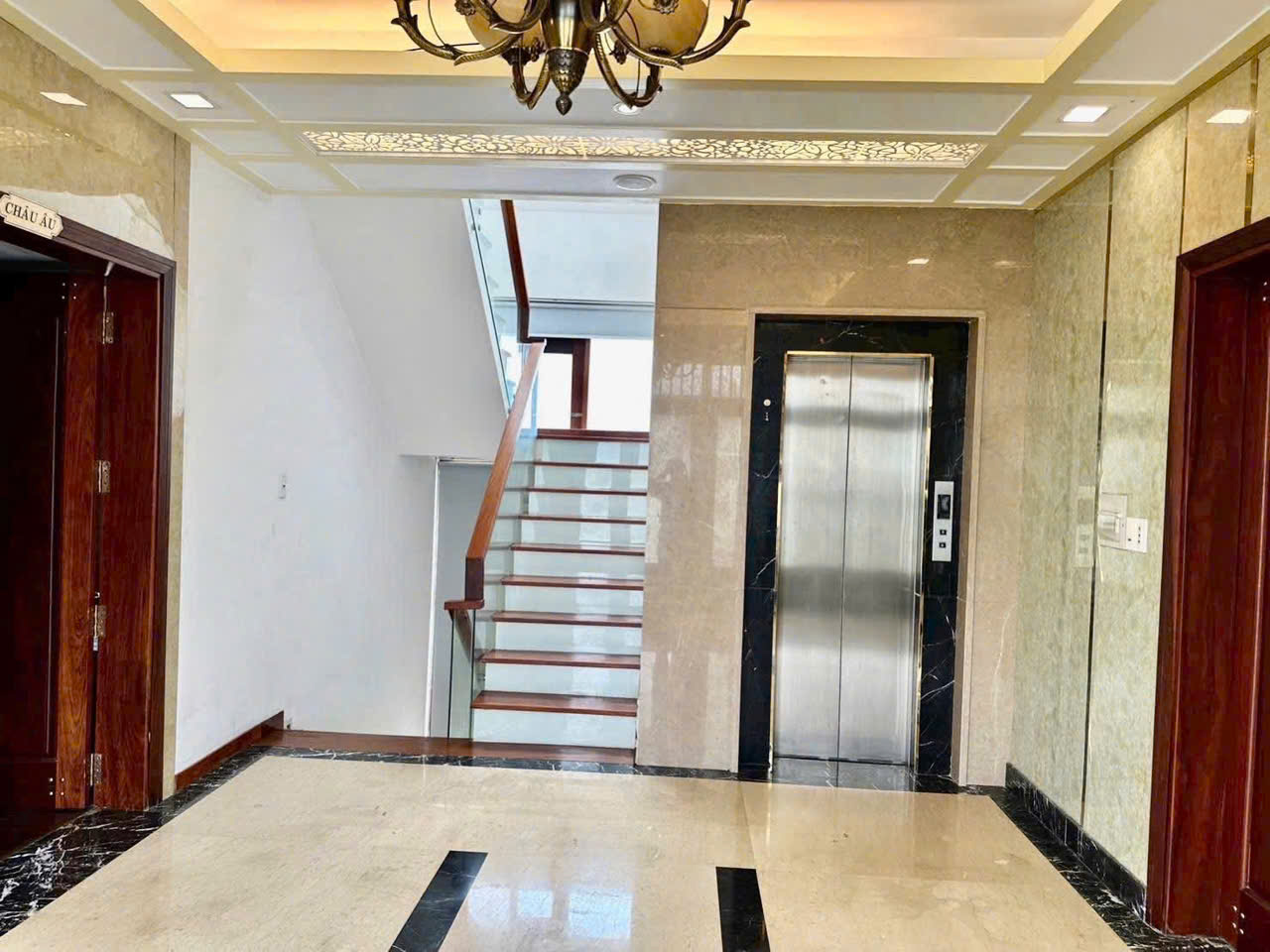 Cho thuê Biệt thự Quận 7, Hồ Chí Minh, Diện tích 240m², Giá 75 Triệu/tháng 14