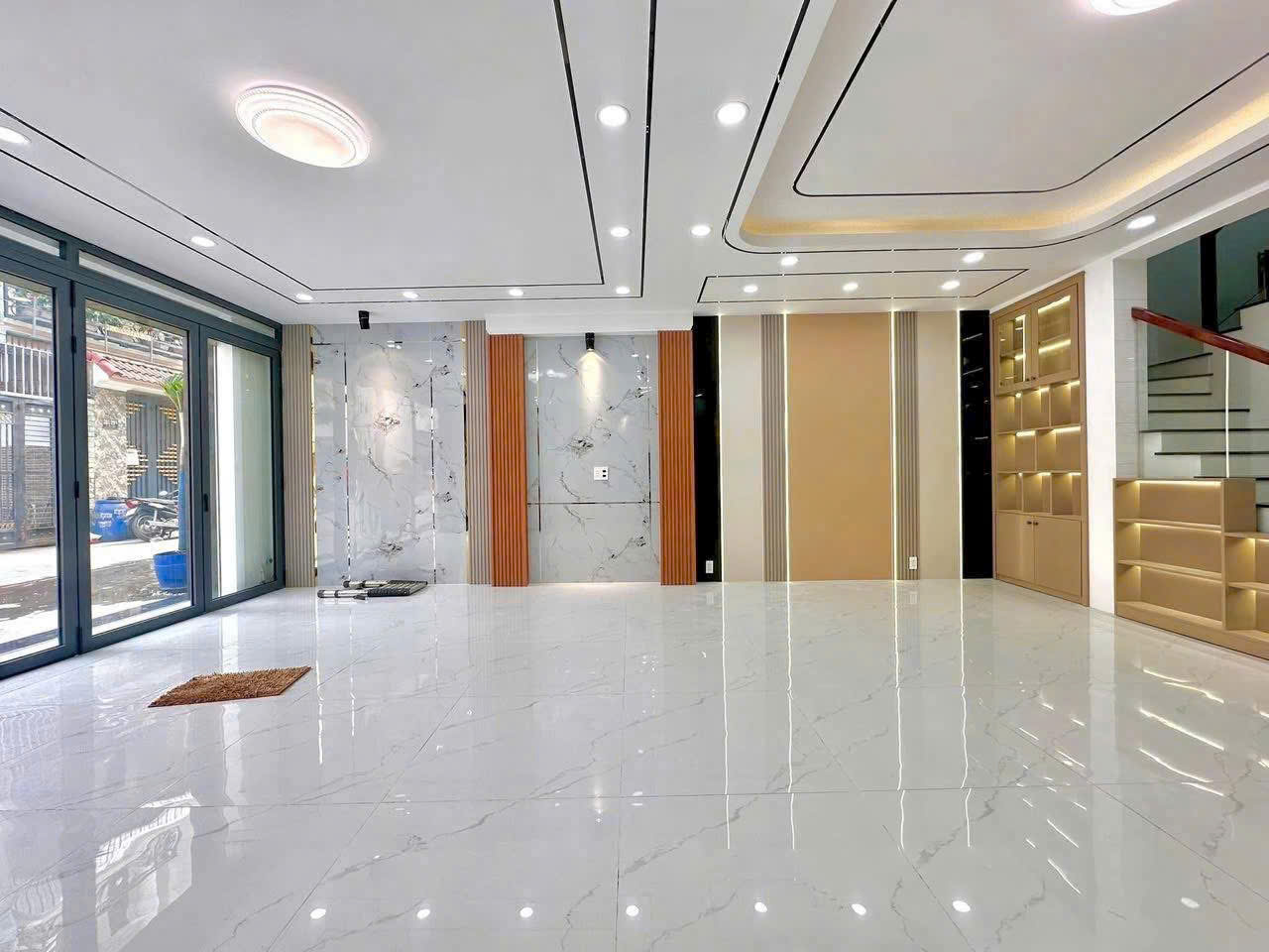 Bán nhà hẻm oto Lê Văn Quới, Bình Trị Đông A dt 60m2 3 lầu ,6pn,6wc giá 7,9 tỷ 2