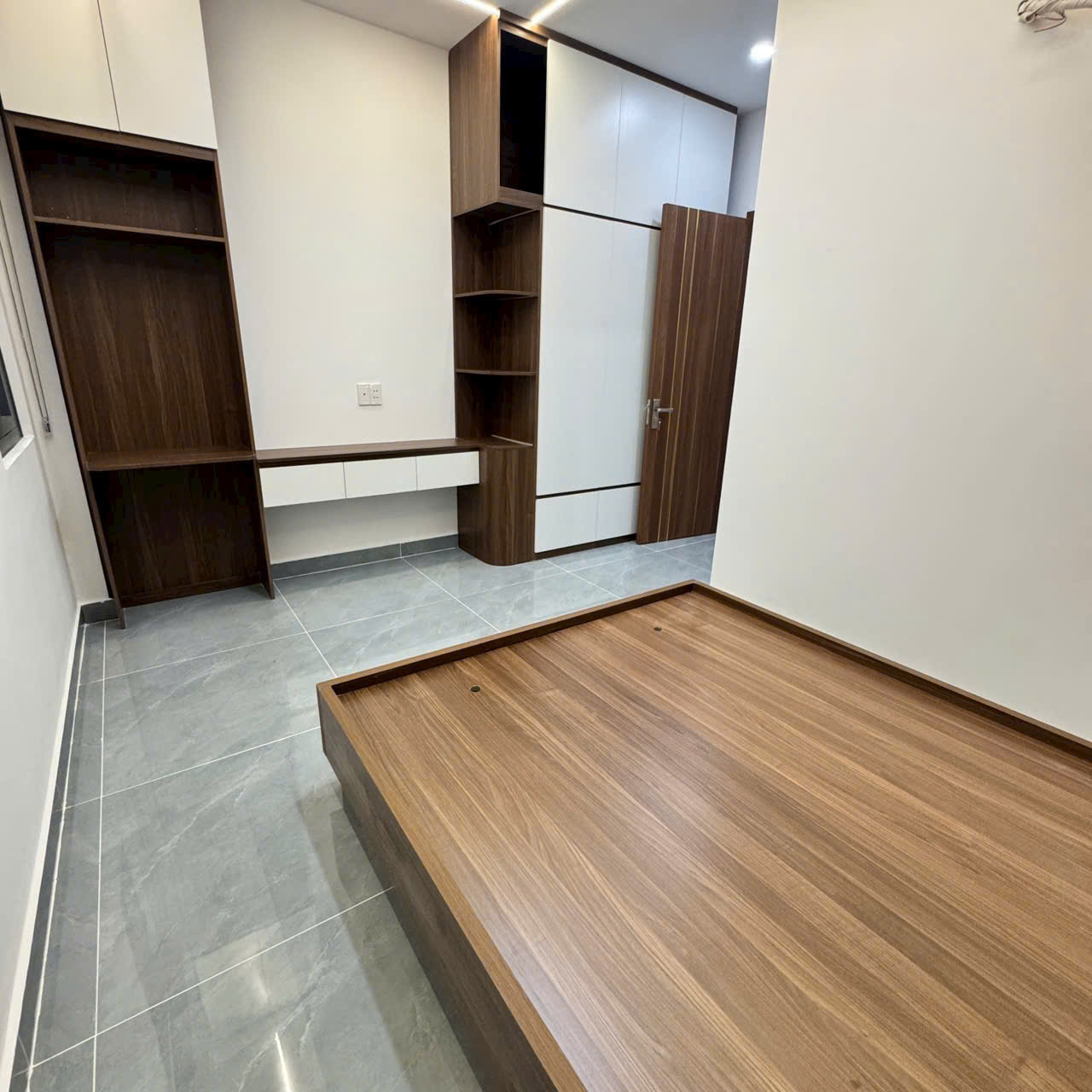 Bán nhà hẻm Liên Khu 4-5, BHH B dt 52,5m2 2 lầu,5pn,5wc giá 6,2 tỷ 10