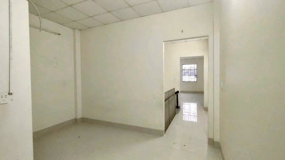 Bán nhà kdc Thuận Đạo dt 62m2 1 lầu ,2pn,2wc hoàn công ,hướng Đông Nam giá chốt 3,1 tỷ 6