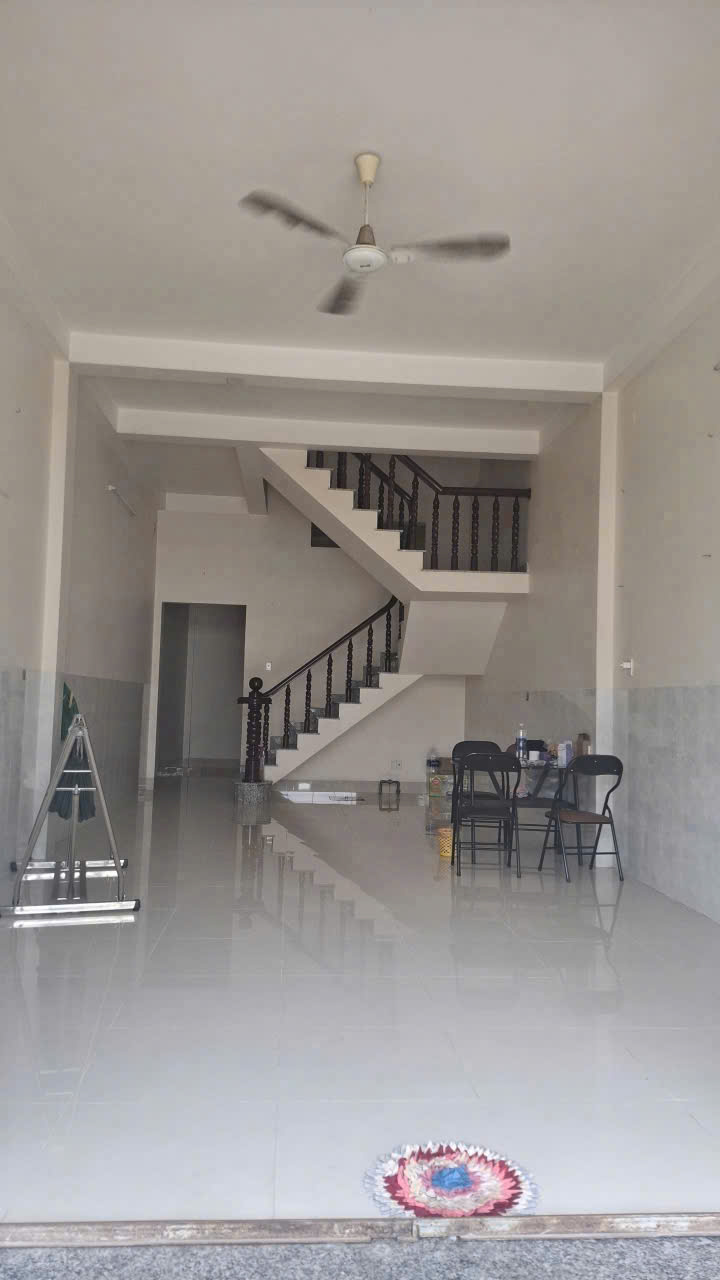 Bán nhà kdc Thuận Đạo dt 62m2 1 lầu ,2pn,2wc hoàn công ,hướng Đông Nam giá chốt 3,1 tỷ 8
