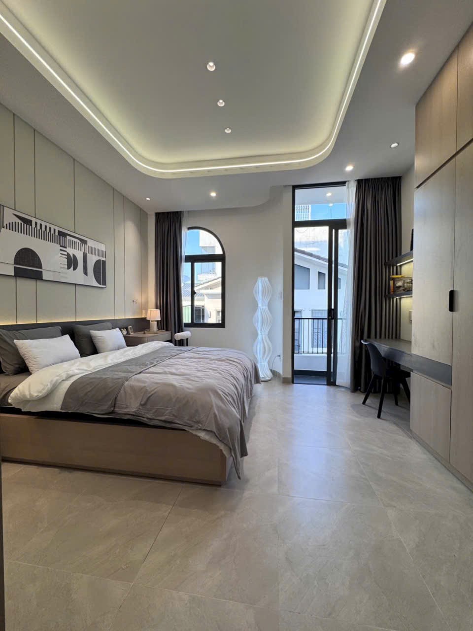 Bán nhà hẻm Mã Lò, Bình Trị Đông dt 61,5m2, 3 lầu , 5pn, 6wc, hẻm xe hơi, full nội thất giá 7,4 tỷ 9