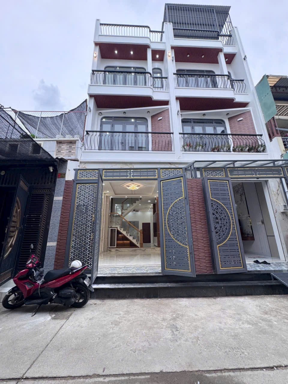Bán nhà hẻm ngay chợ Liên Khu 5-6, Bình Hưng Hòa B dt 58m2 , 2 lầu, 4pn,4wc giá 5,9 tỷ