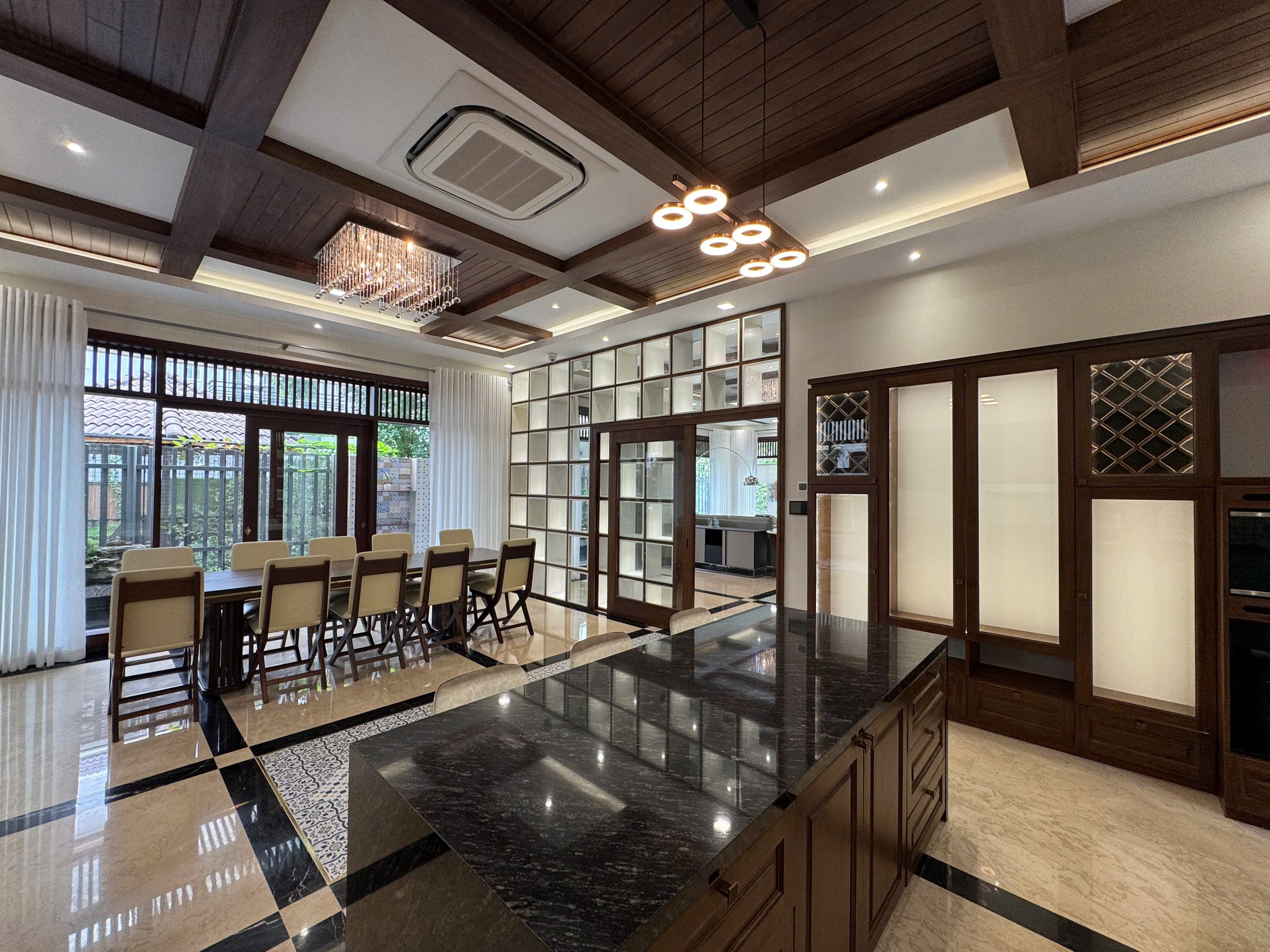 Cần bán Nhà mặt tiền Phường Tân Hưng, Quận 7, Diện tích 234m², Giá 61 Tỷ 8