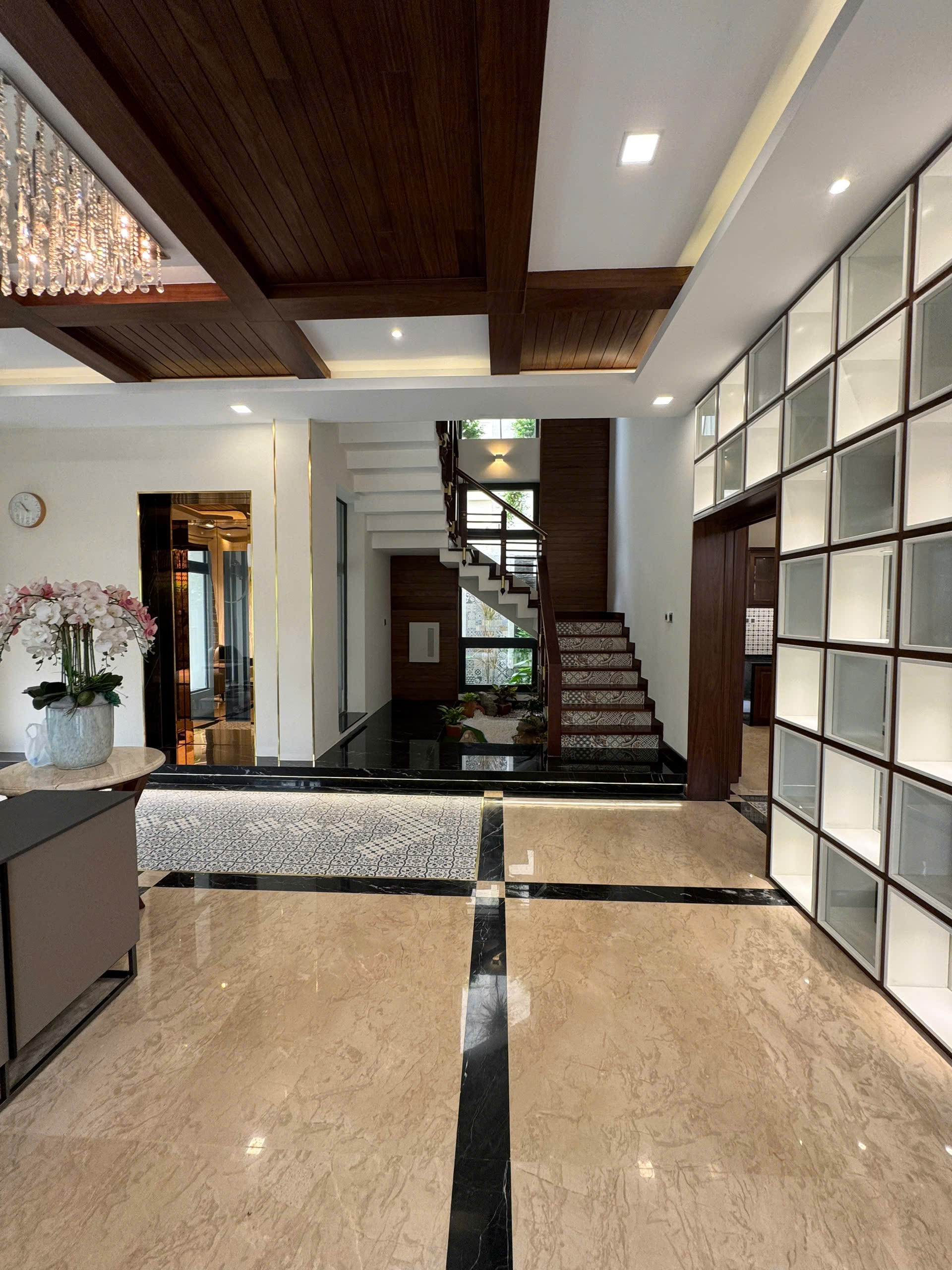 Cần bán Nhà mặt tiền Phường Tân Hưng, Quận 7, Diện tích 234m², Giá 61 Tỷ 3